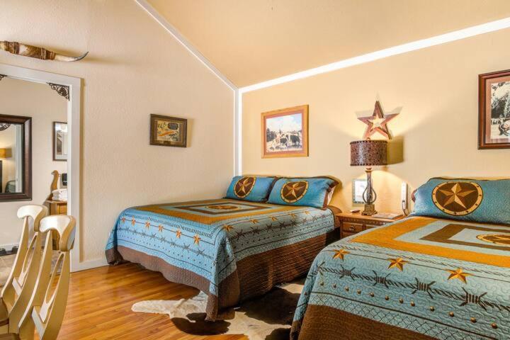 #3 Wrangler~Bandera Tin Star~Bandera, Tx.公寓 外观 照片